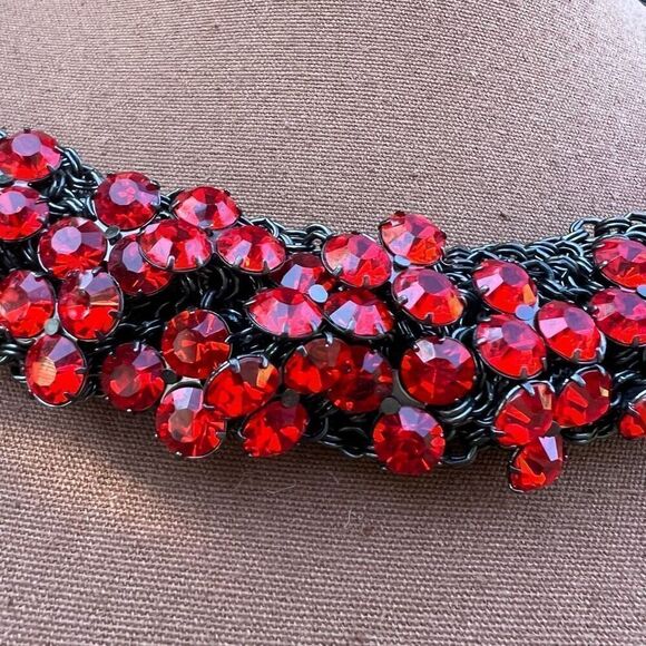 Vintage Braided Chainmail Necklace, Ruby Rhinestones, Heavy Weight Wide Collar - Picture 4 of 11